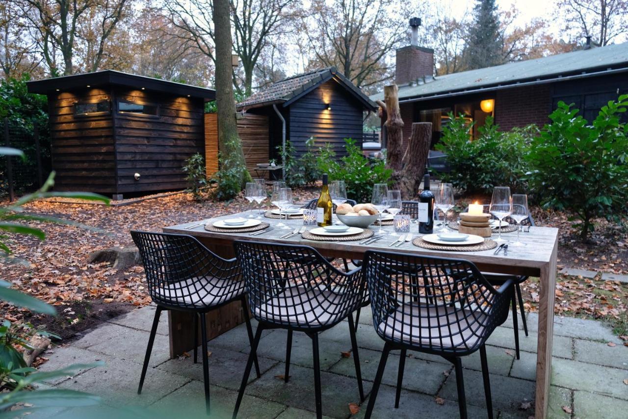 Lodge In Een Bosrijke Omgeving Met Hottub & Sauna Opt Rheezerveen エクステリア 写真
